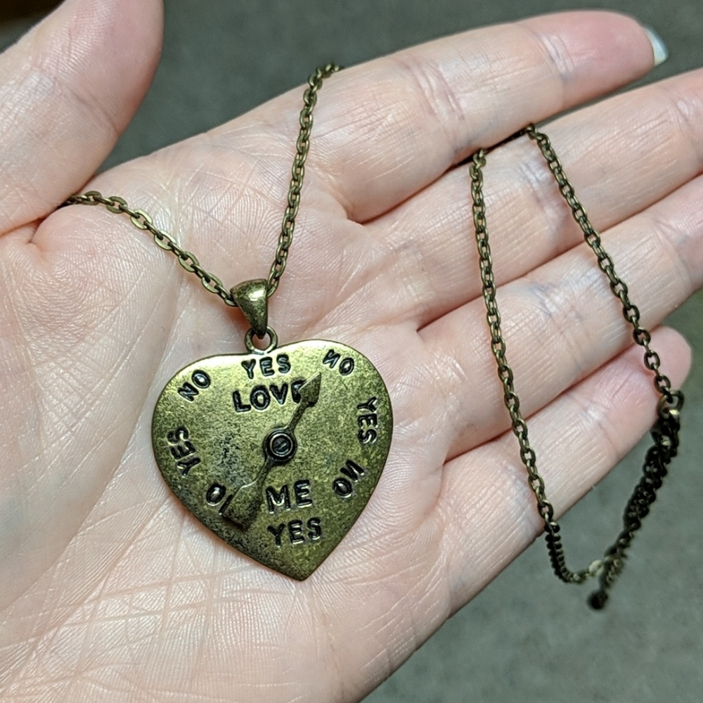 Hot Topic love fortune spinner necklace